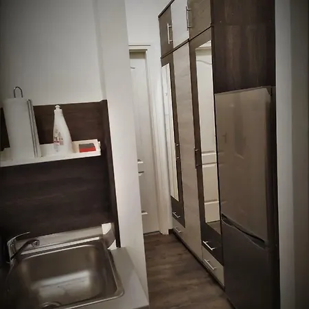 Kockahaz Apartman Appartamento